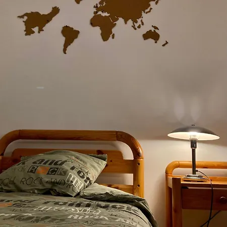 Prés De L'aeroport * Ossun