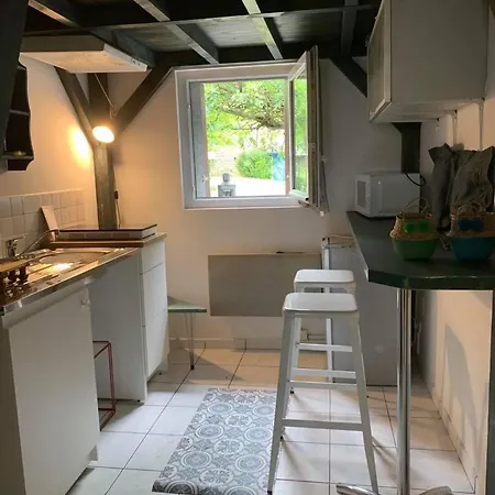Prés De L'aeroport Séjour chez l'habitant *