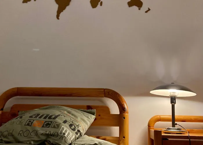 Prés De L'aeroport * Ossun